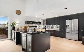 High-End Villa Sentralt I Tromso